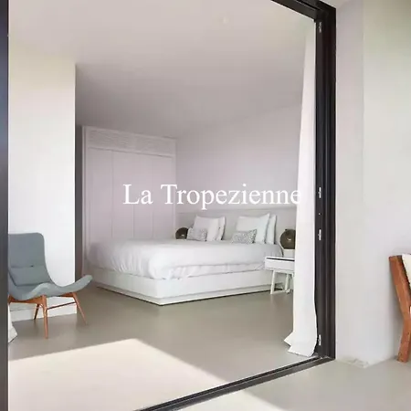 게스트하우스 La Tropezienne *