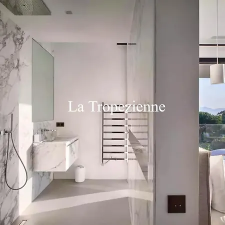 La Tropezienne 게스트하우스 *